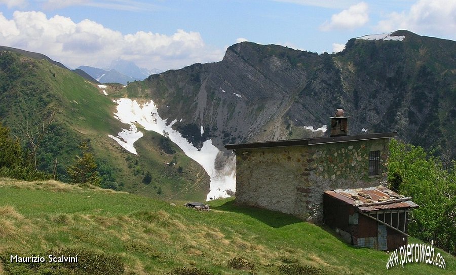 06 Capanno e Passo di Marogella.JPG